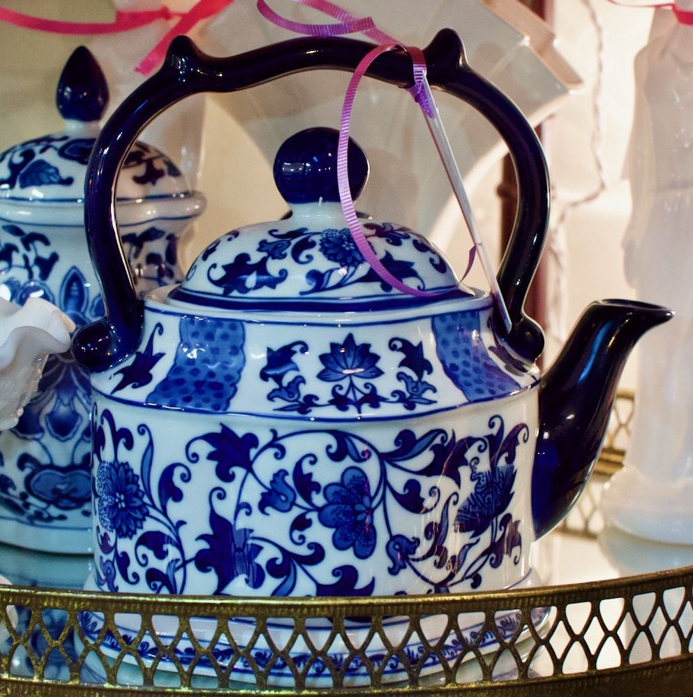 Blue & white teapot