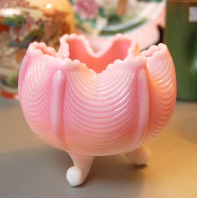 Fenton Glass Pink Ruffled Footed Bowl