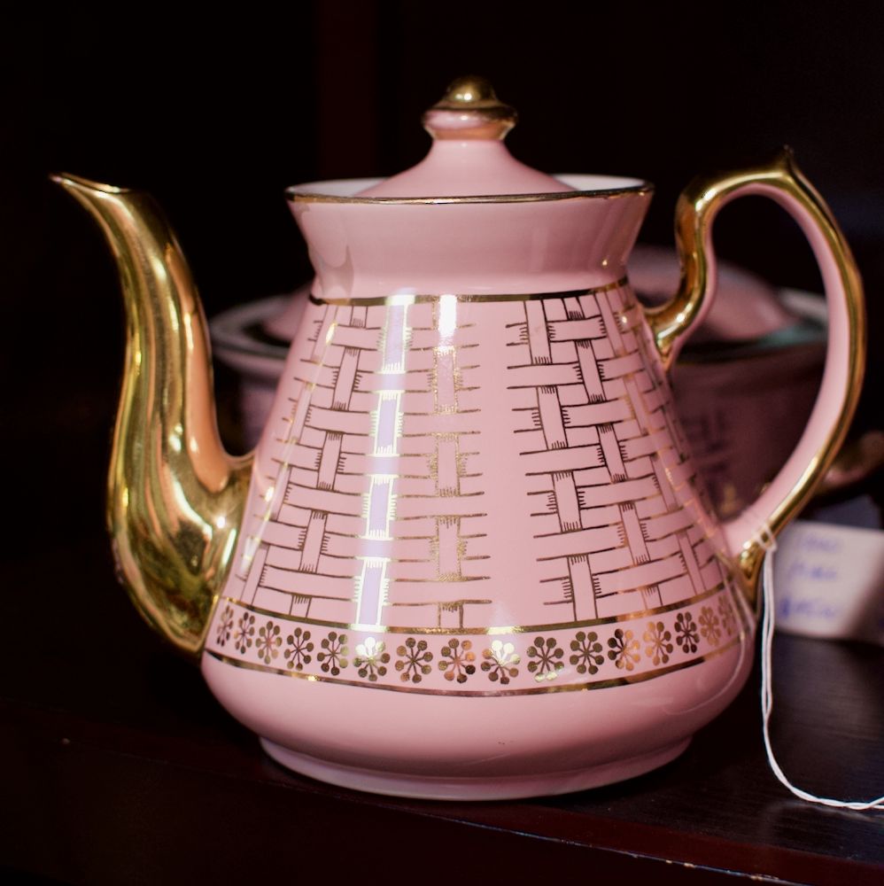 Hall teapot