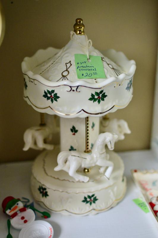 Porcelain carousel music box