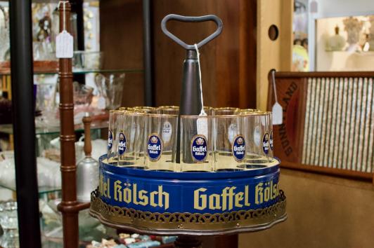 Traditional carousel style beer carrier
