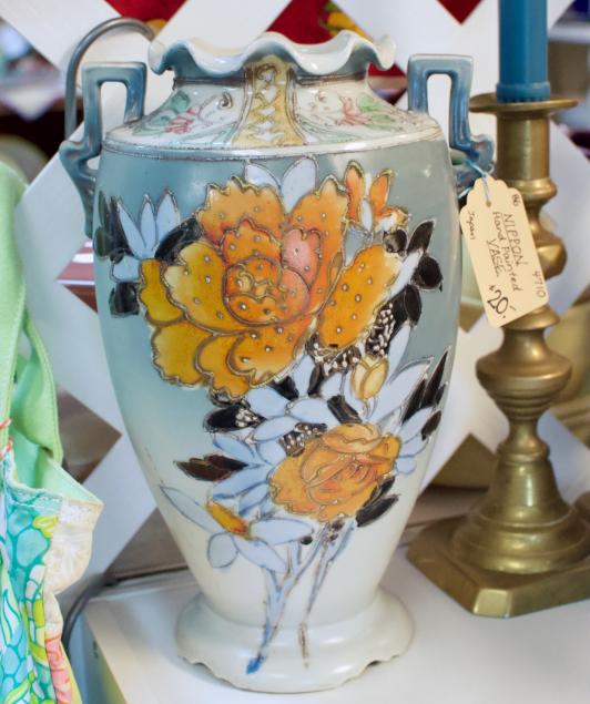 Nippon hand painted vase - Japan