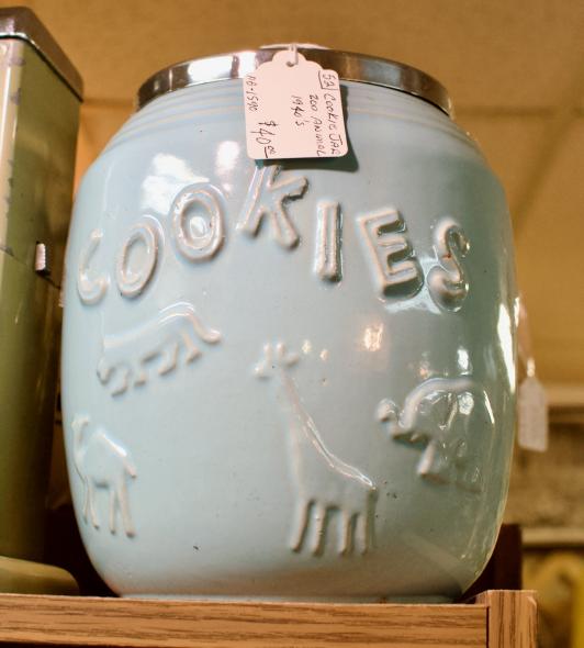 Cookie jar - zoo animals