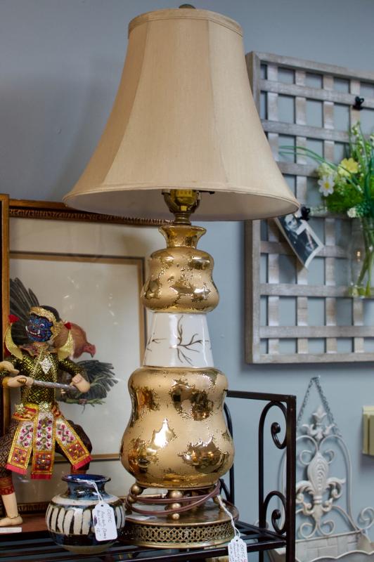 Mid century modern gold & white lamp (1 of pair)