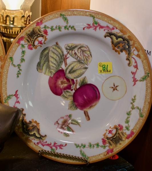 Apples decorative plate