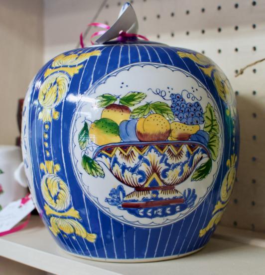 1960s hand painted porcelain Chinese jar