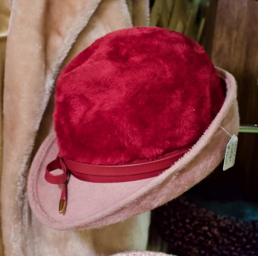 Vintage red fur Martelle hat