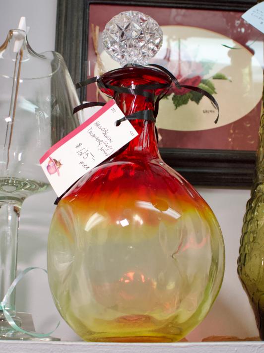 Hand blown decanter (red / yellow)