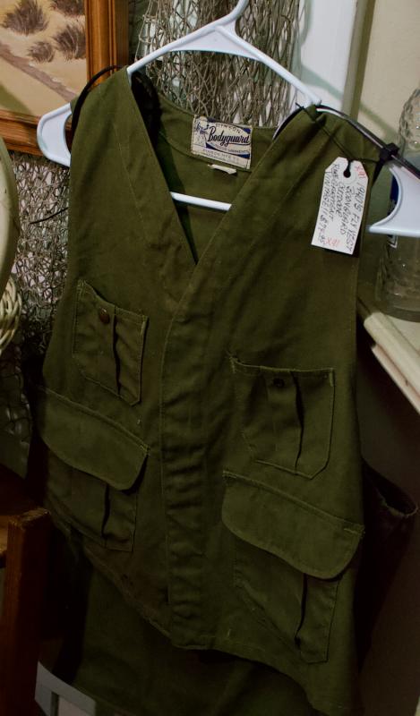 1940s fly vest