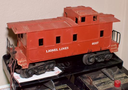 Lionel caboose pre war toy train car