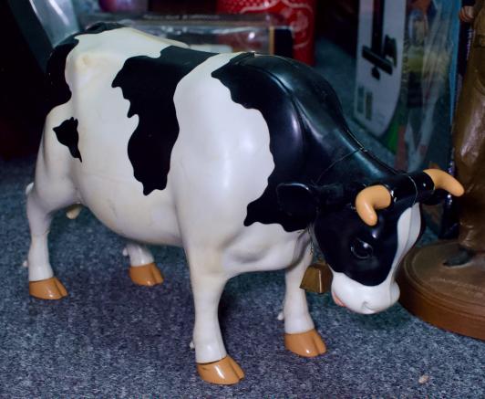 1977 General Mills display piece - cow bank