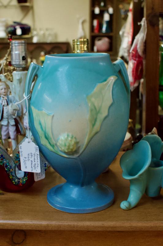 Roseville “Thorn Apple” double handle vase