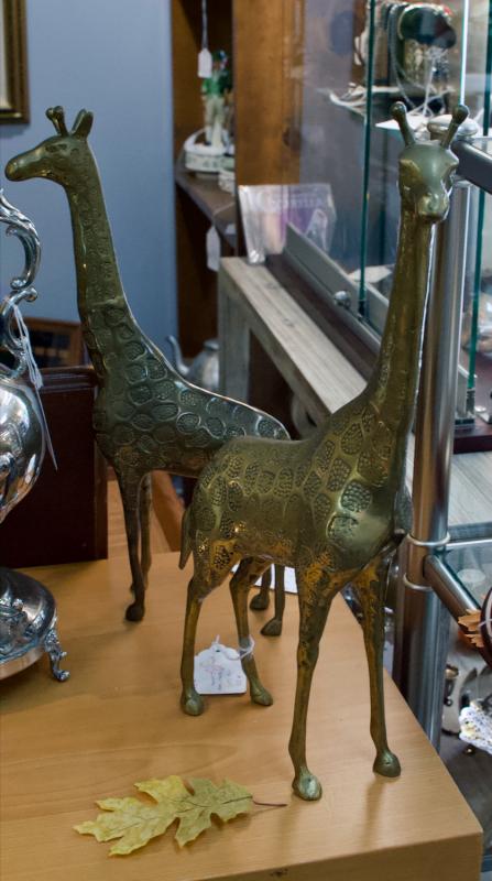 Vintage 1960s brass large giraffe
