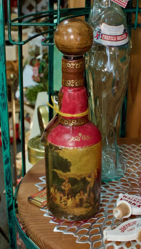 Leather decanter - Italy