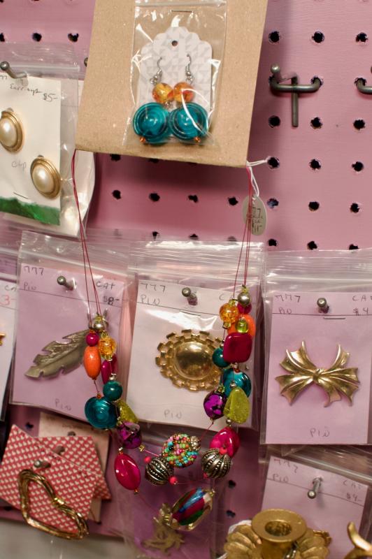 Necklace & earrings