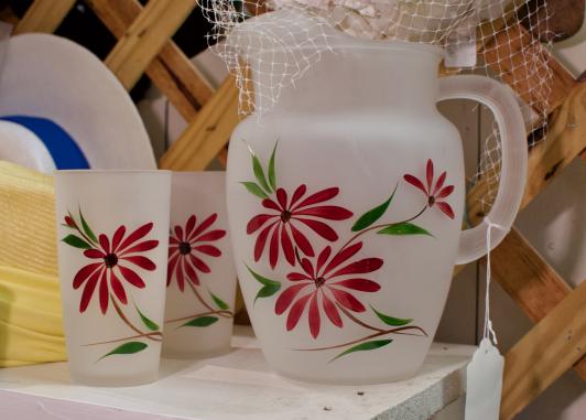 Pitcher & 2 vintage glasses