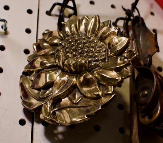 Brass sunflower accent