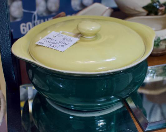 Hall green & yellow covered pot
