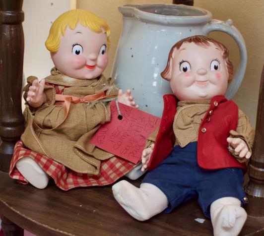 1950s / 60s Campbell Soup dolls pair