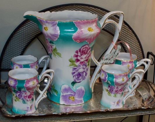 Limoges pitcher & 4 cups