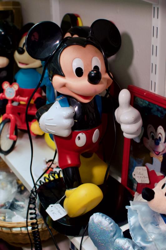Mickey Mouse phone