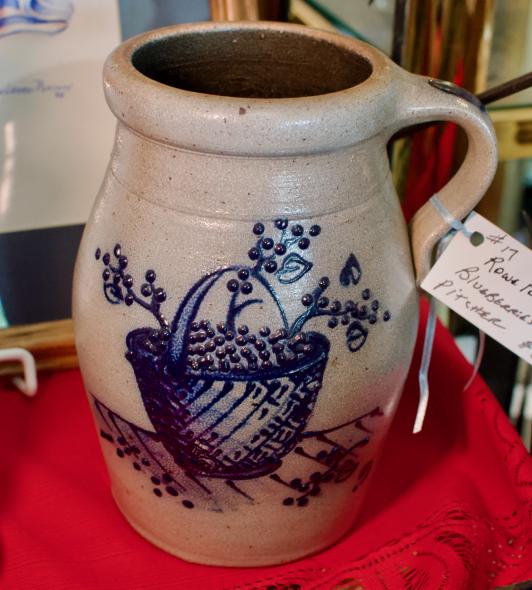 Rowe pottery works blueberries crock / pitcher