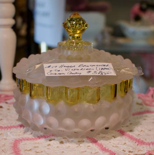 Hobbs Brockunier & Co. Victorian (1880s) covered candy dish