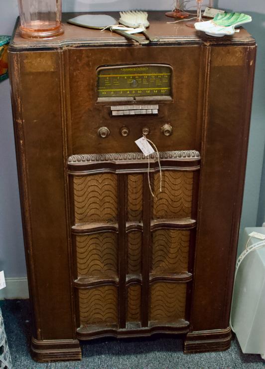 Antique radio