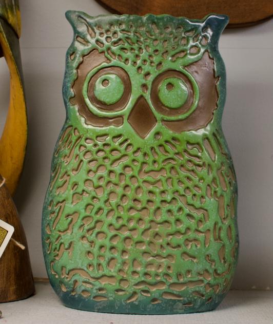 Vintage MCM owl vase - fiberglass