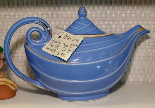 Aladdin style tea pot w/ serial number