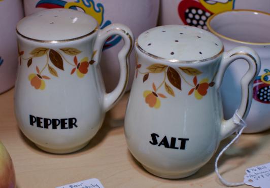 Hall “Autumn Leaf” salt & pepper shakers