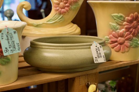 Mid-mod planter