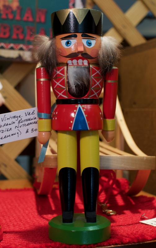 Vintage Hodrena Rothena soldier nutcracker (Germany)