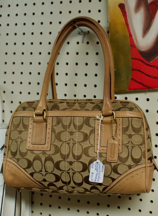 Coach signature canvas handbag - 10532