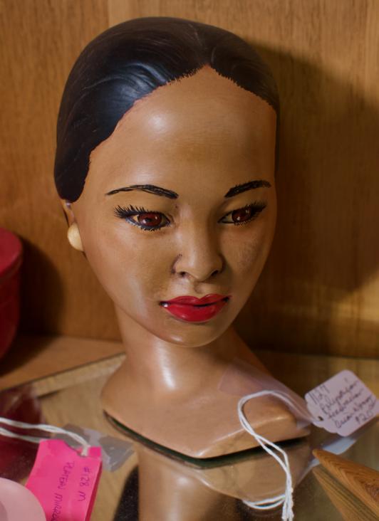 Polynesian / Hawaiian / Asian woman bust