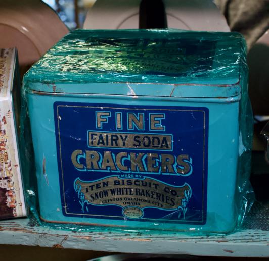 Tin - Fairy Soda Crackers - no rust