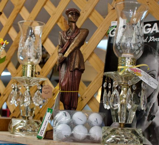 Vintage pair glass boudoir lamps