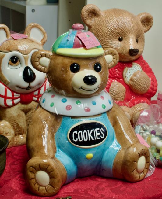 Bear cookie jar