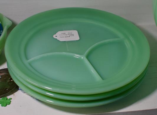 Fire King divided plate - jadeite
