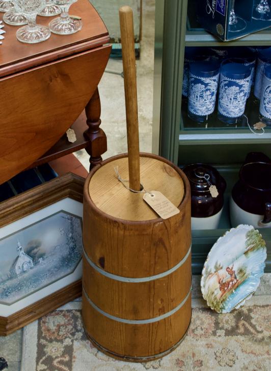 Vintage wood butter churn w/ dasher