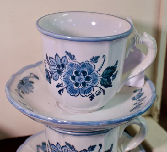 Cup / Saucer - “Colonial Garden Blue” - Metlox