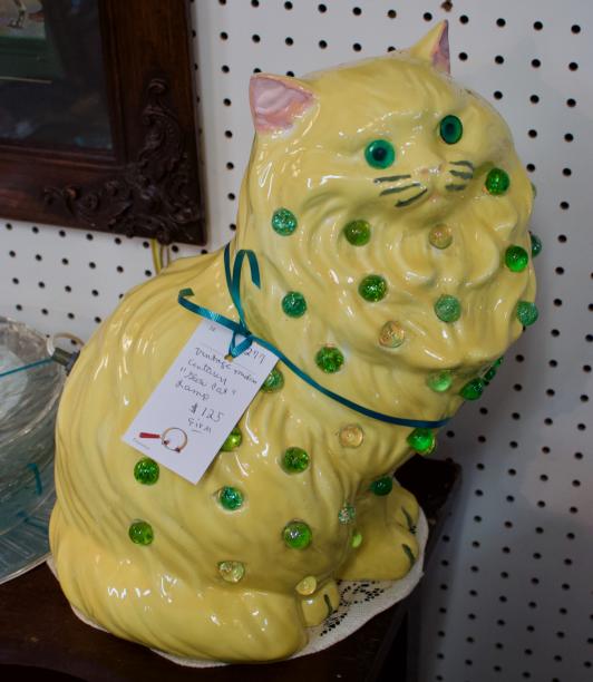 Vintage mid century “glow cat” lamp