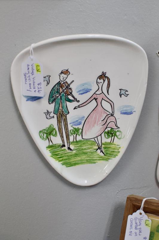 Vintage violinist & dancing girl dish - Japan