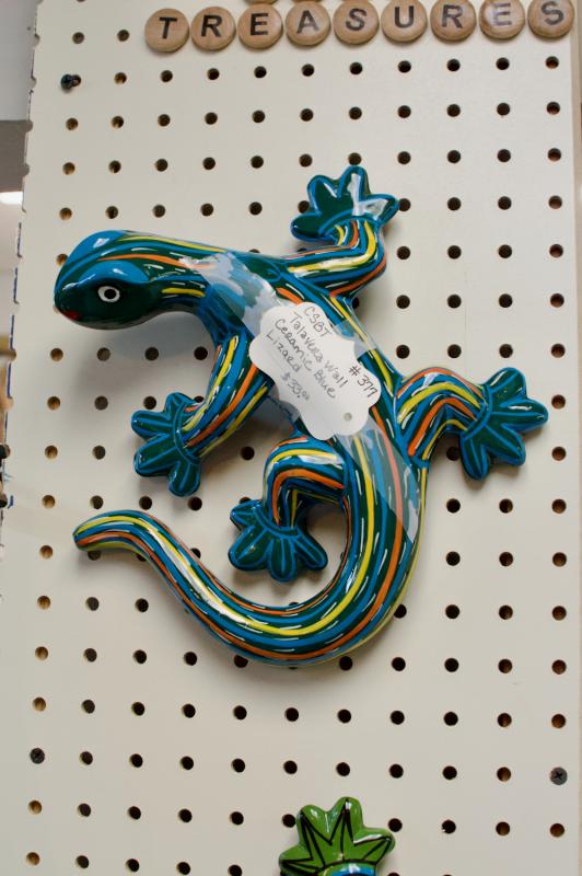 Talavera wall ceramic blue lizard