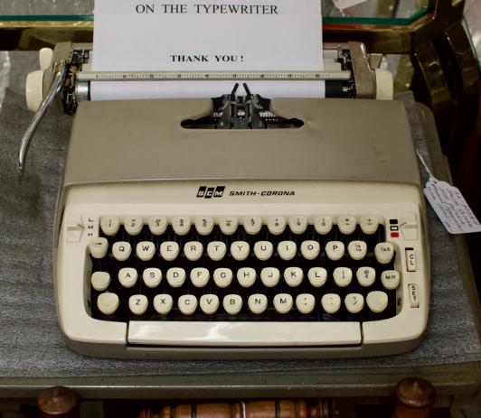 Smith Corona SCM galaxie manual typewriter 1950s