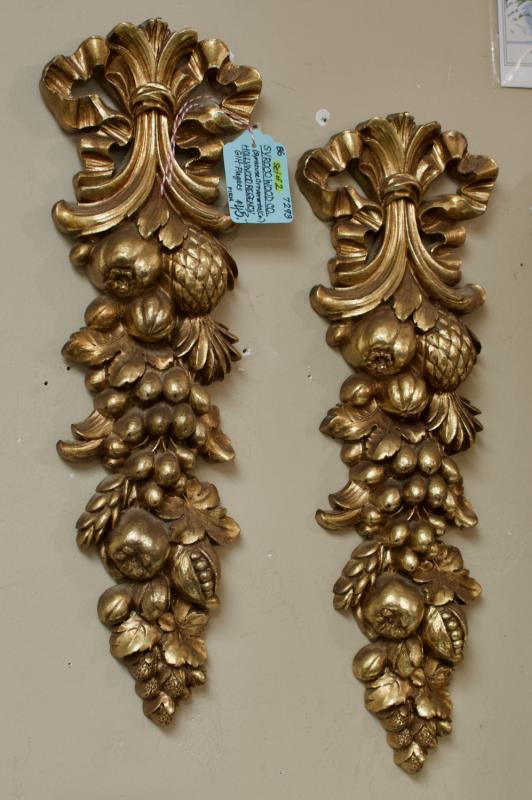Syroco wood Co. Hollywood Regency gilt plaques