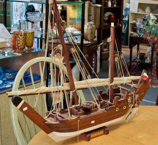 Model - traditional Arabian Dhow