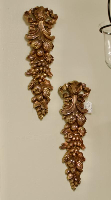 Vintage 1966 Syroco fruit & ribbon design wall plaques