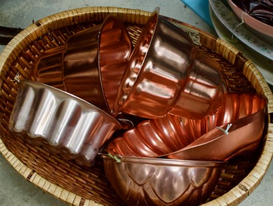 Copper colored molds