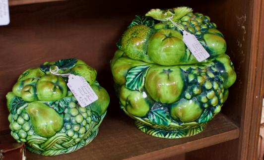 Ceramic “Inarco” fruit bowls w/ lid